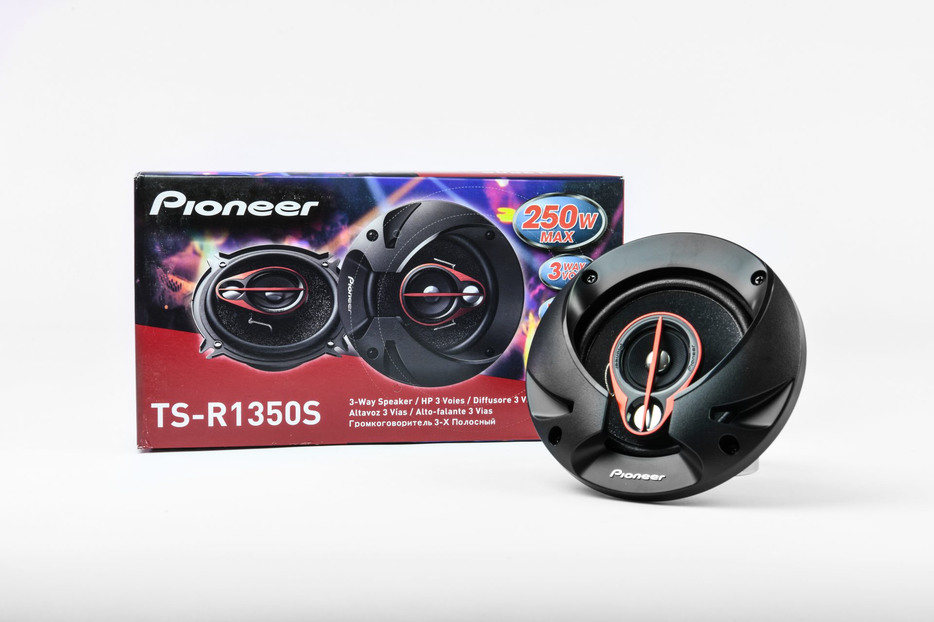 Pioneer TS-R1350S